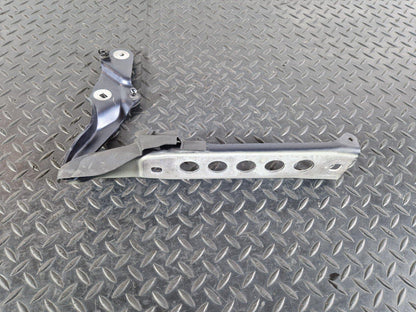 10-17 AUDI A8 4H FRONT RIGHT O/S BONNET HOOD HINGE IN BLUE 4H0823302D