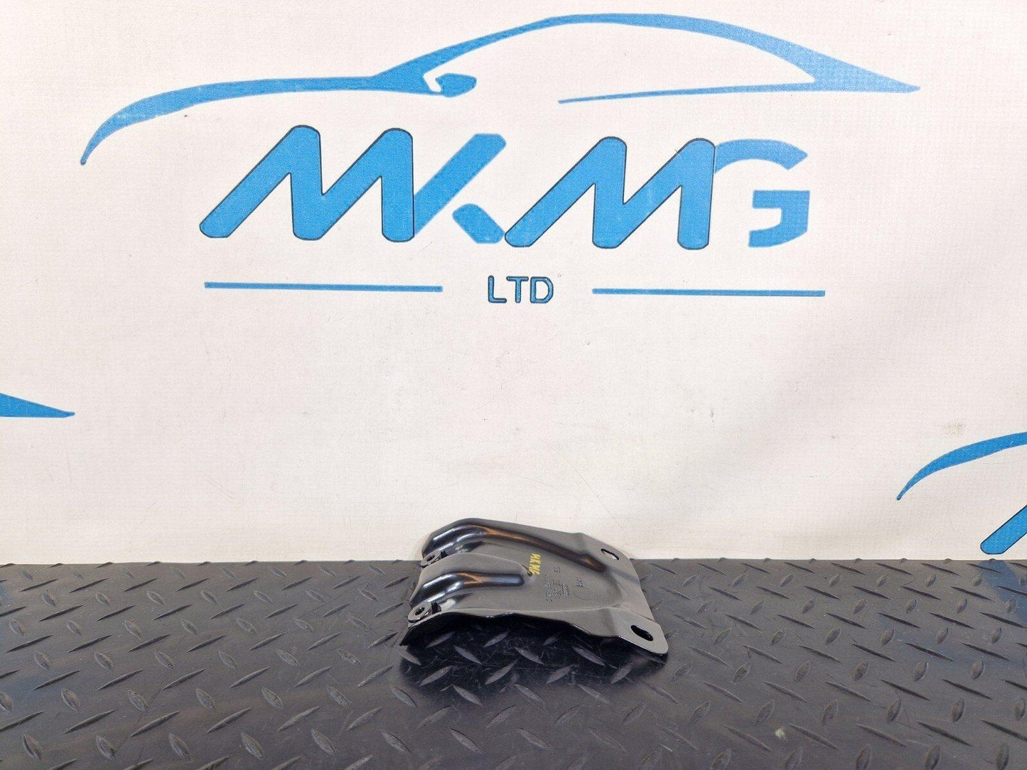 10-15 AUDI Q7 4L RIGHT O/S ROOF PANEL CONNECTING PLATE BRACKET MOUNT 4L0810498D