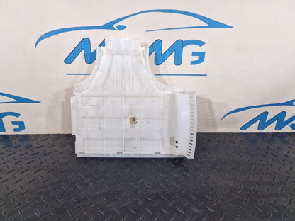 18-ON MERCEDES BENZ SPRINTER W907 2.2 CDI  PLASTIC PART A9065460400
