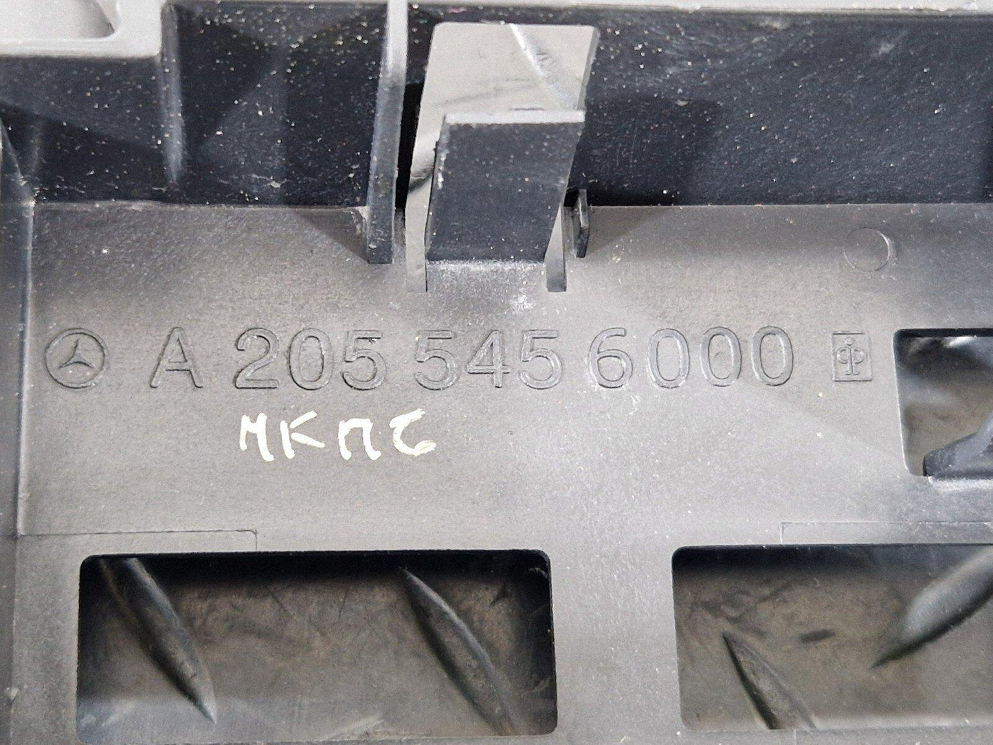 14-21 MERCEDES BENZ C300h W205 OEM REAR CONTROL MODULE BRACKET MOUNT A2055456000