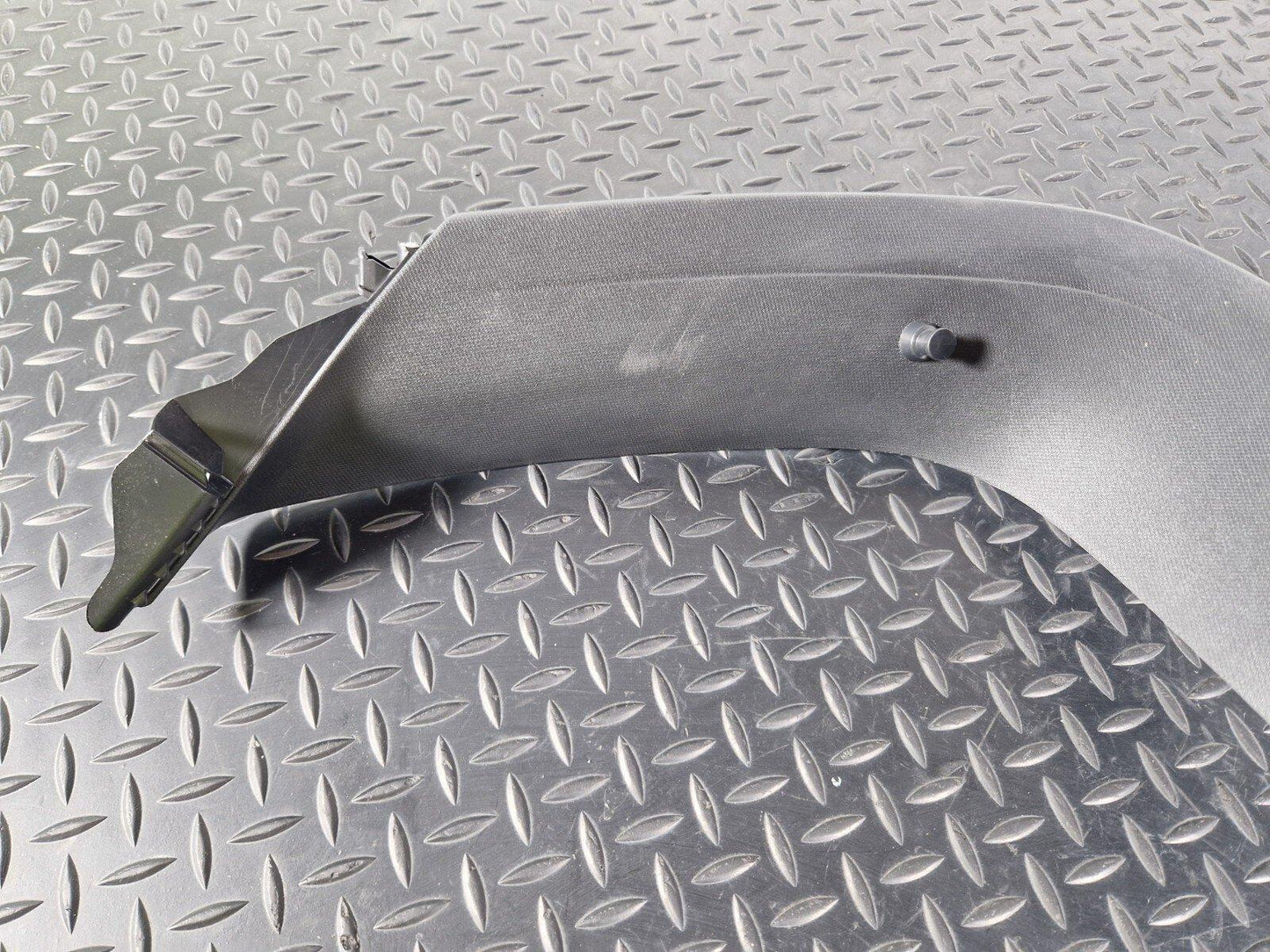 18-ON MERCEDES A CLASS W177 REAR UPPER TAILGATE BOOT LID TRIM PANEL A1777400600