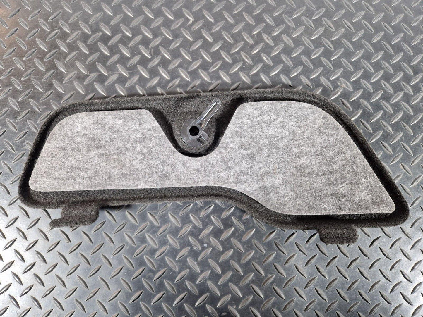 14-20 MERCEDES BENZ GLA X156 GENUINE REAR SIDE PANEL COVER TRIM