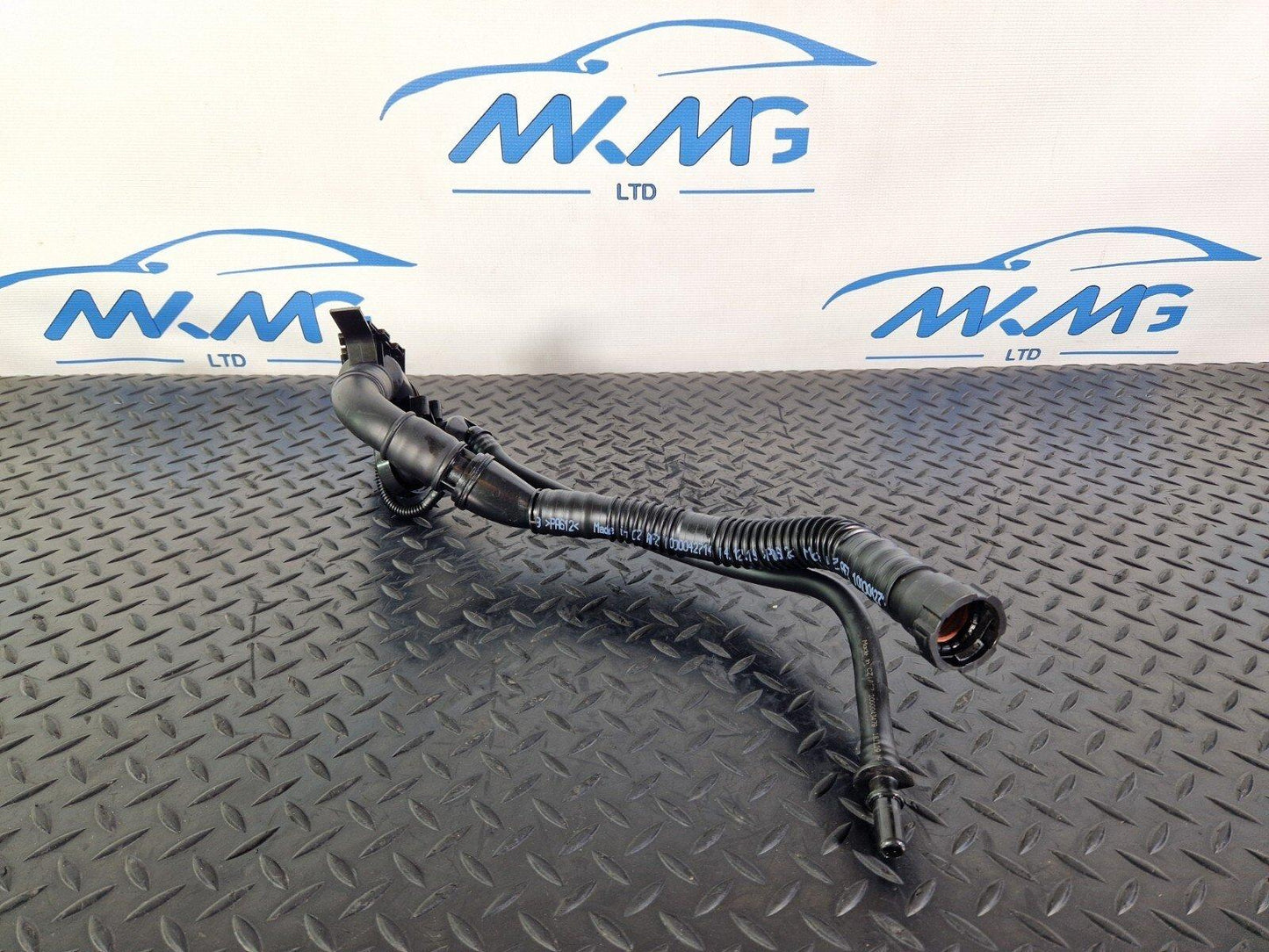 18-ON MERCEDES BENZ A CLASS W177 OEM ADBLUE FILLER NECK PIPE HOSE A1774703300