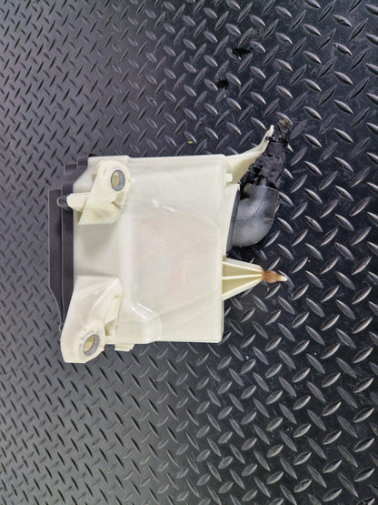14-21 MERCEDES BENZ W205 GENUINE OEM FUSE BOX A2059981301
