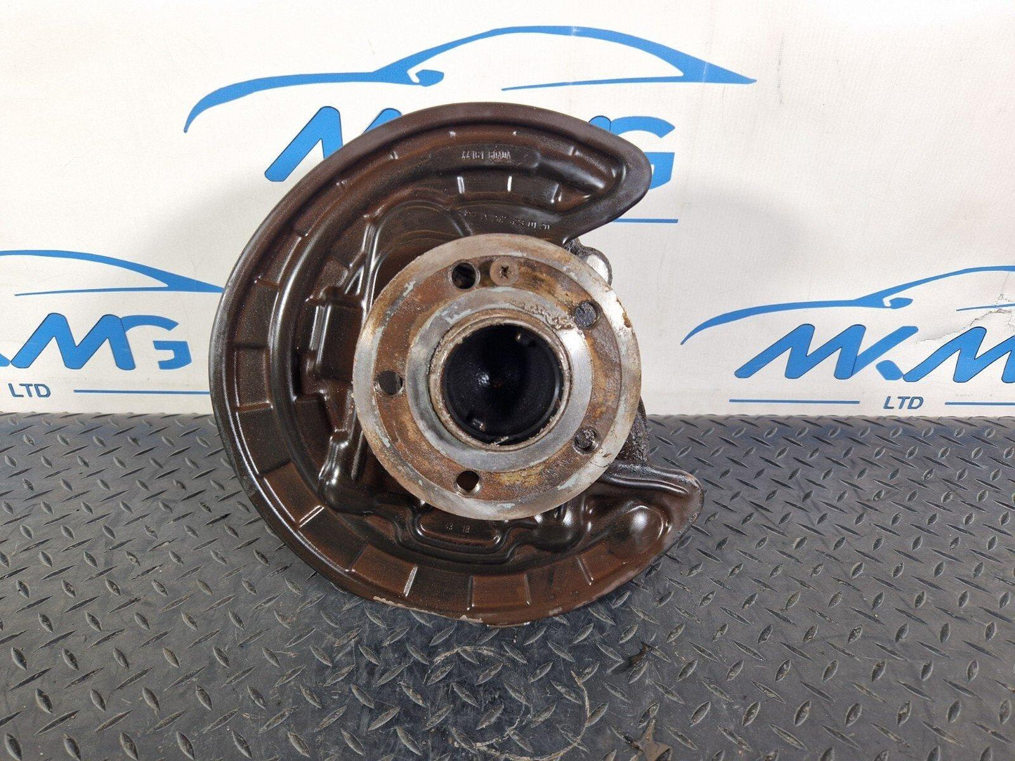 19-ON MERCEDES BENZ B CLASS W247 N/S/R WHEEL HUB & BEARING A2473571300