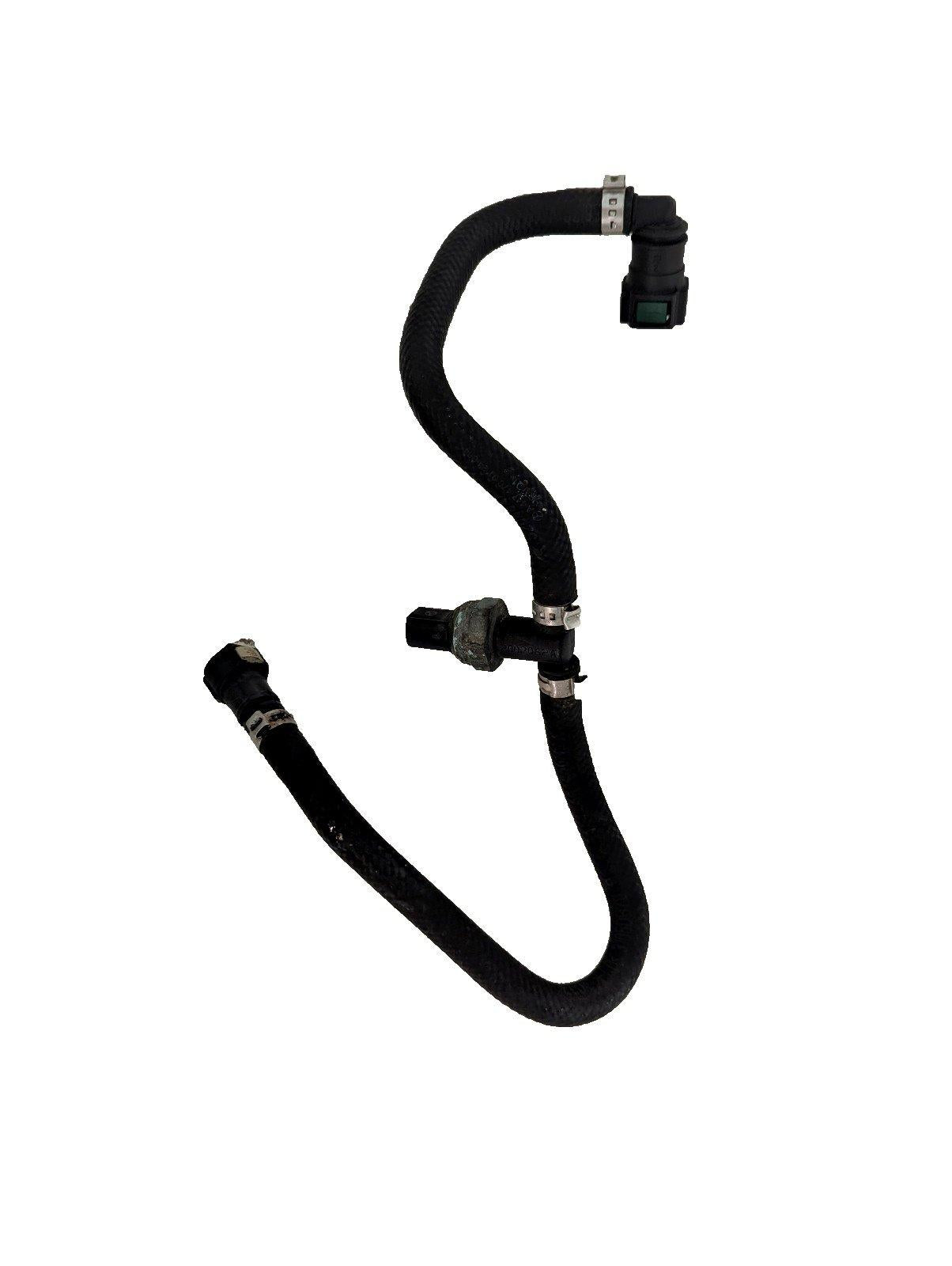 14-23 MERCEDES VITO W447  GENUINE DIESEL  FUEL SUPPLY LINE A4474700124