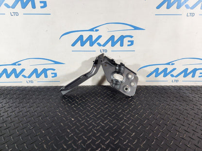 10-18 VW TOUAREG 7P GENUINE FRONT RIGHT O/S BONNET HINGE 7P6823302
