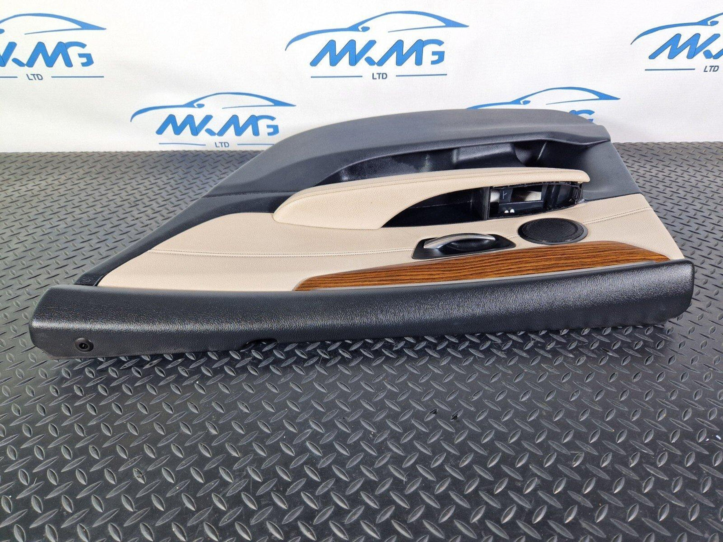14-21 BMW 2 SERIES GRAN TOURER F46 GENUINE REAR RIGHT O/S DOOR CARD 7426538