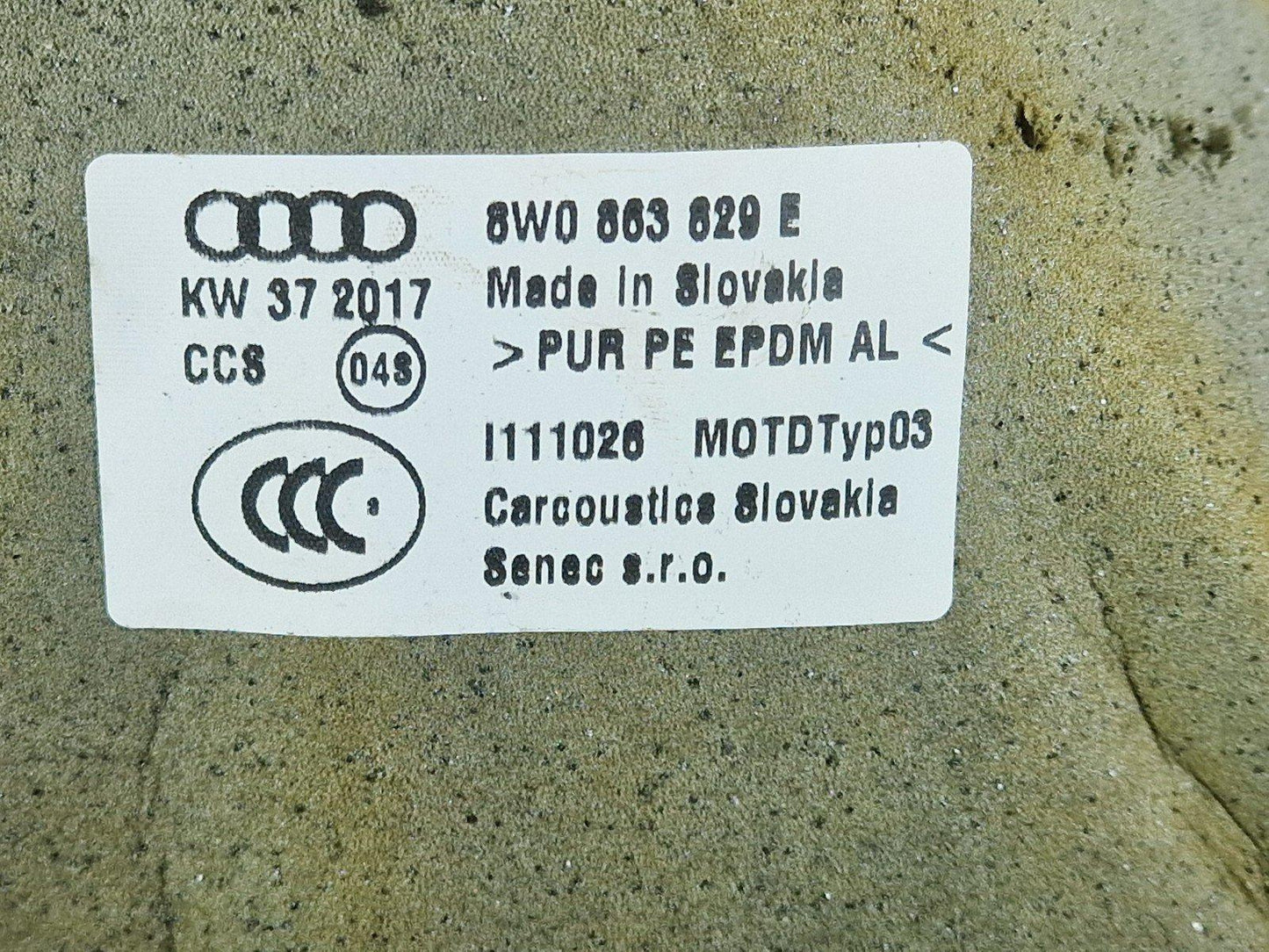 16-19 AUDI A4 B9 OEM THERMAL PROTECTION 8W0863829E