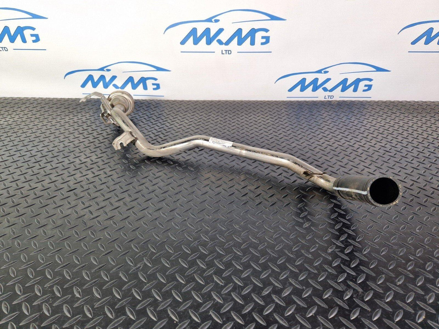 18-ON MERCEDES BENZ A CLASS W177 FUEL TANK FILLER PIPE LINE HOSE A1774700400