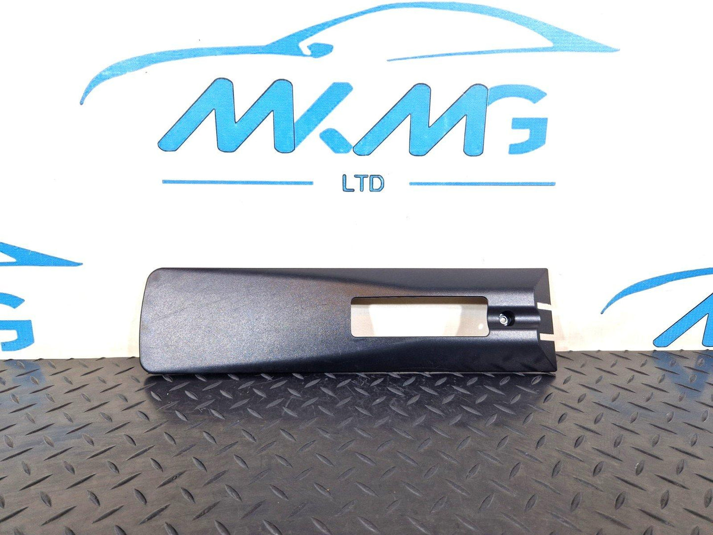 BMW X5 SERIES E70 F15 F85 SEAT RAIL TRIM REAR 7171837
