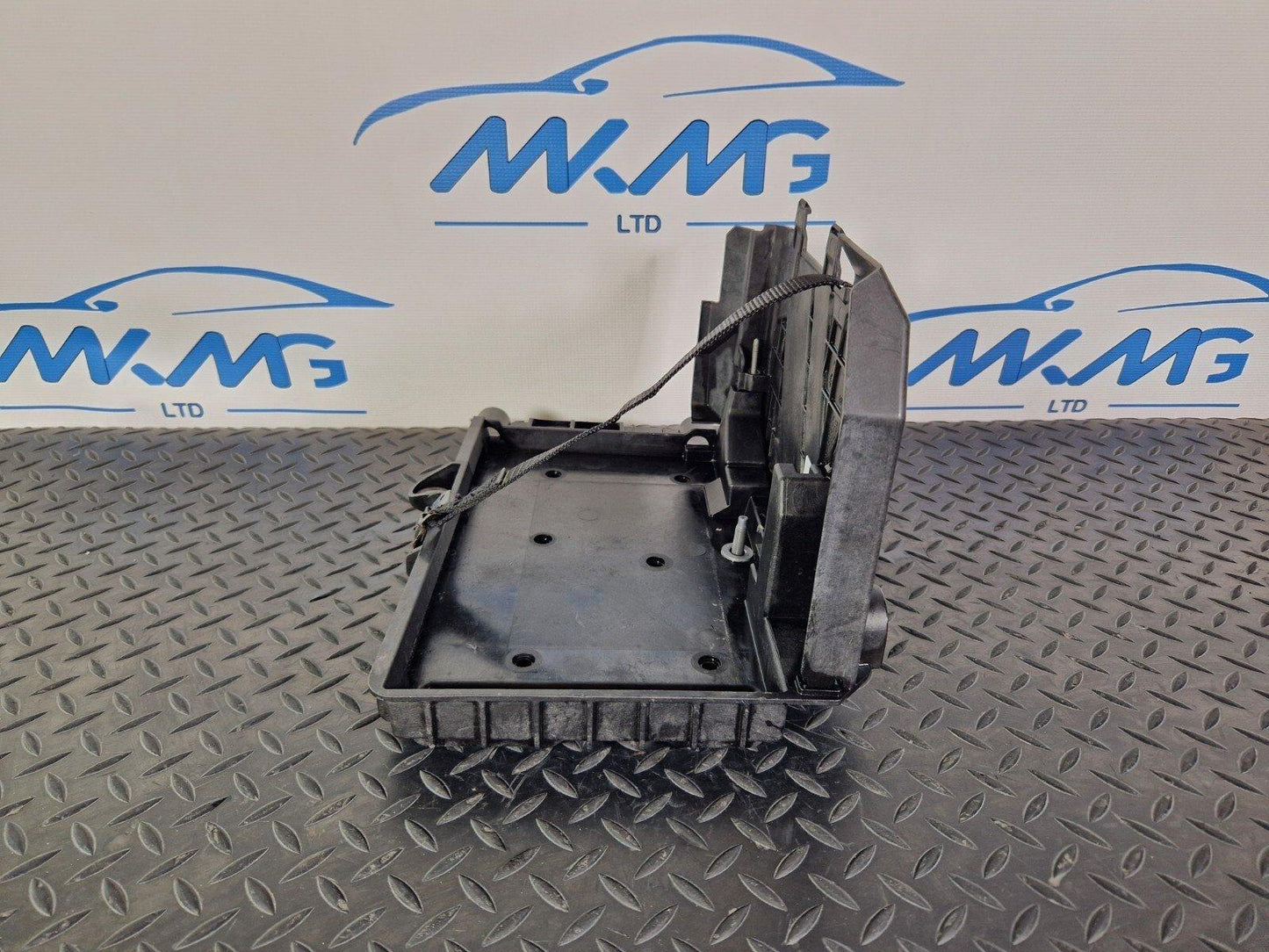 MERCEDES W177 W247 GENUINE BATTERY BOX TRAY TRIM HOUSING COVER A1776204300