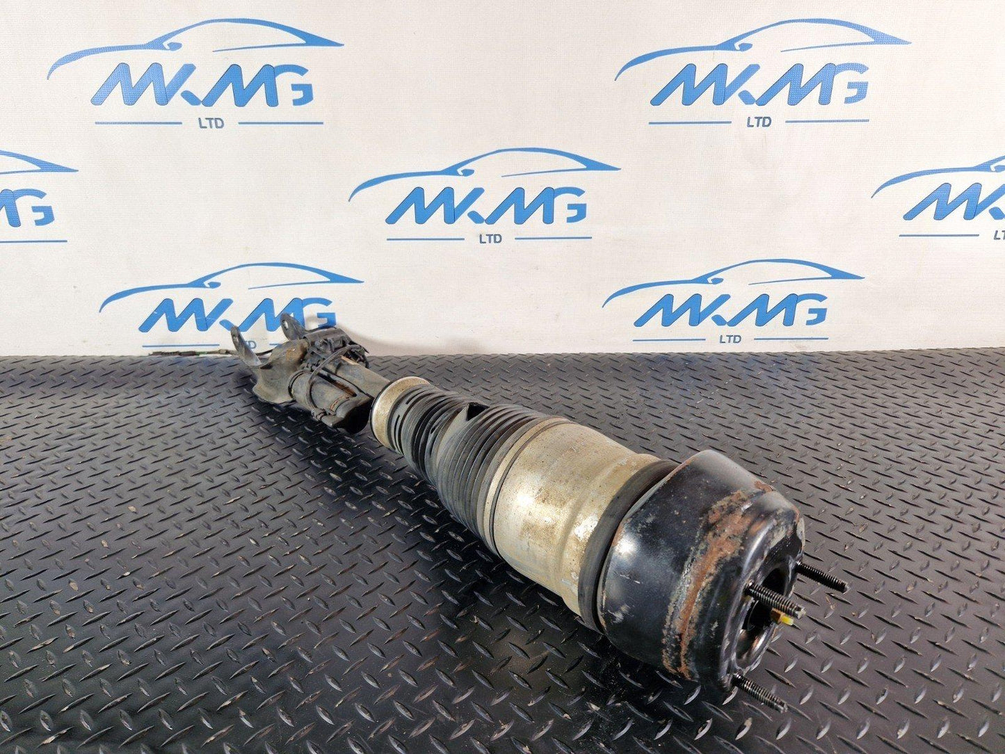 16-19 MERCEDES GLE W166 FRONT RIGHT AIR SUSPENSION SHOCK ABSORBER A1663233600