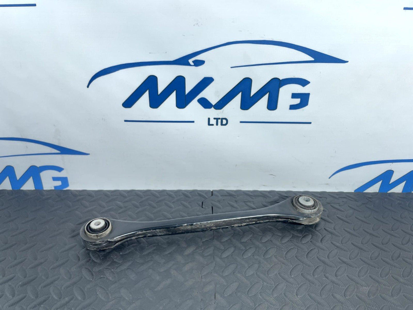 16-19 AUDI A4 B9 GENUINE REAR RIGHT OR LEFT CONTROL ARM 4M0505425D 4M0505292D