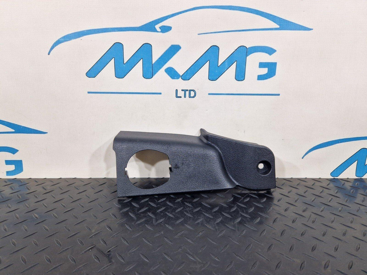 14-23 MERCEDES BENZ VITO W447 GENUINE REAR RIGHT INTERIOR PART A4476920903