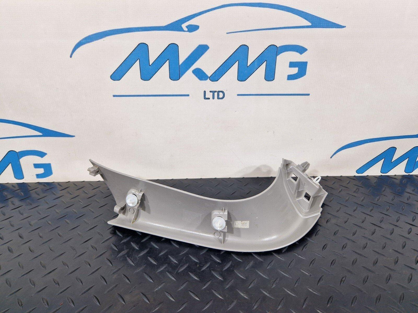 14-21 BMW 2 SERIES GRAN TOURER F45 F46 TAILGATE RIGHT SIDE TRIM PANEL 7318938
