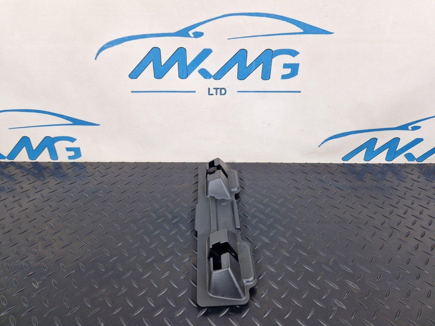 16-24 AUDI A5 F5 GENUINE TRIM SOUL 8W7863915