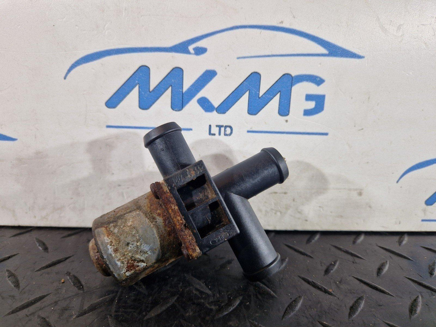 16-19 MERCEDES BENZ GLE W166 HYBRID HEATER CONTROL VALVE A0005062864