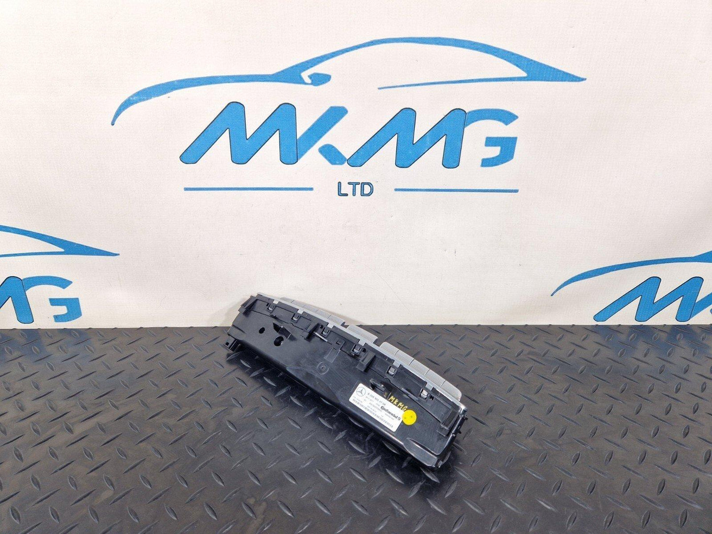 14-21 MERCEDES BENZ W205 OEM A/C HEATER CLIMATE CONTROL SWITCH PANEL A2059054706