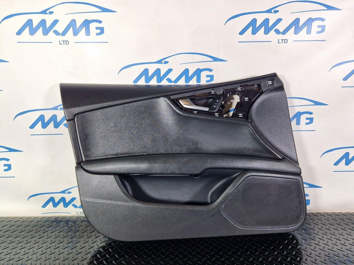 10-18 AUDI A7 4G S-LINE GENUINE PASSENGER SIDE FRONT DOOR CARD 4G8867105A