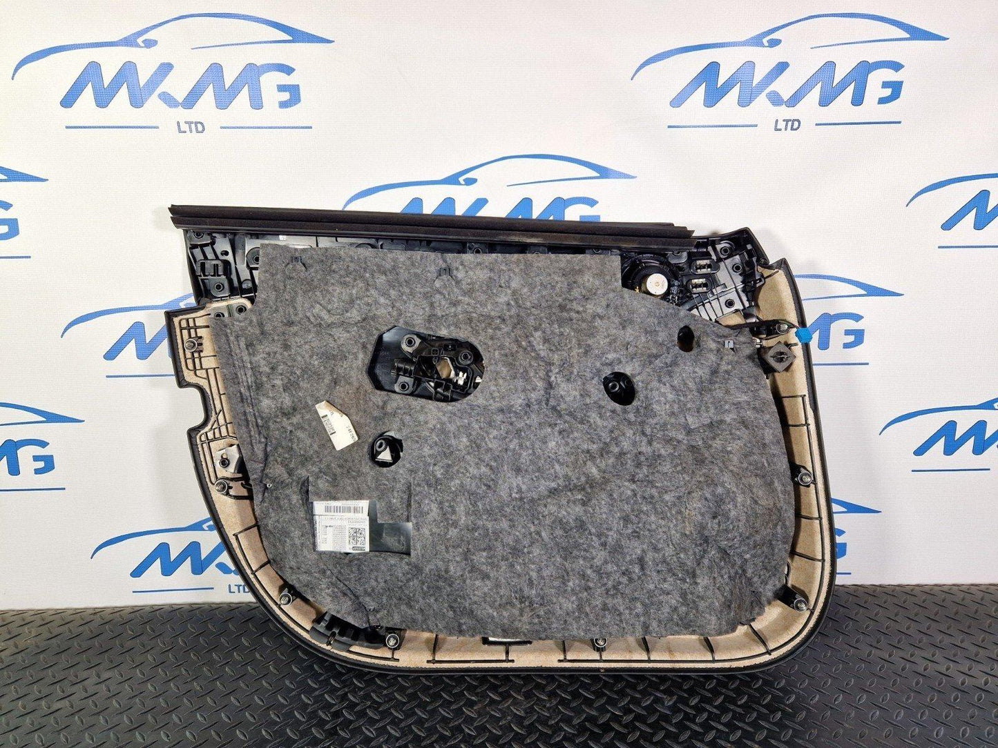 14-21 MERCEDES BENZ C200 W205 FRONT RIGHT DRIVER SIDE DOOR CARD TRIM A2057205227