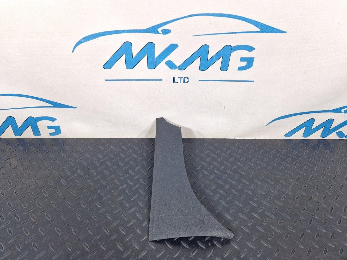 18-ON MERCEDES BENZ SPRINTER W907 DASHBOARD COVER LEFT LOWER TRIM A9106803000