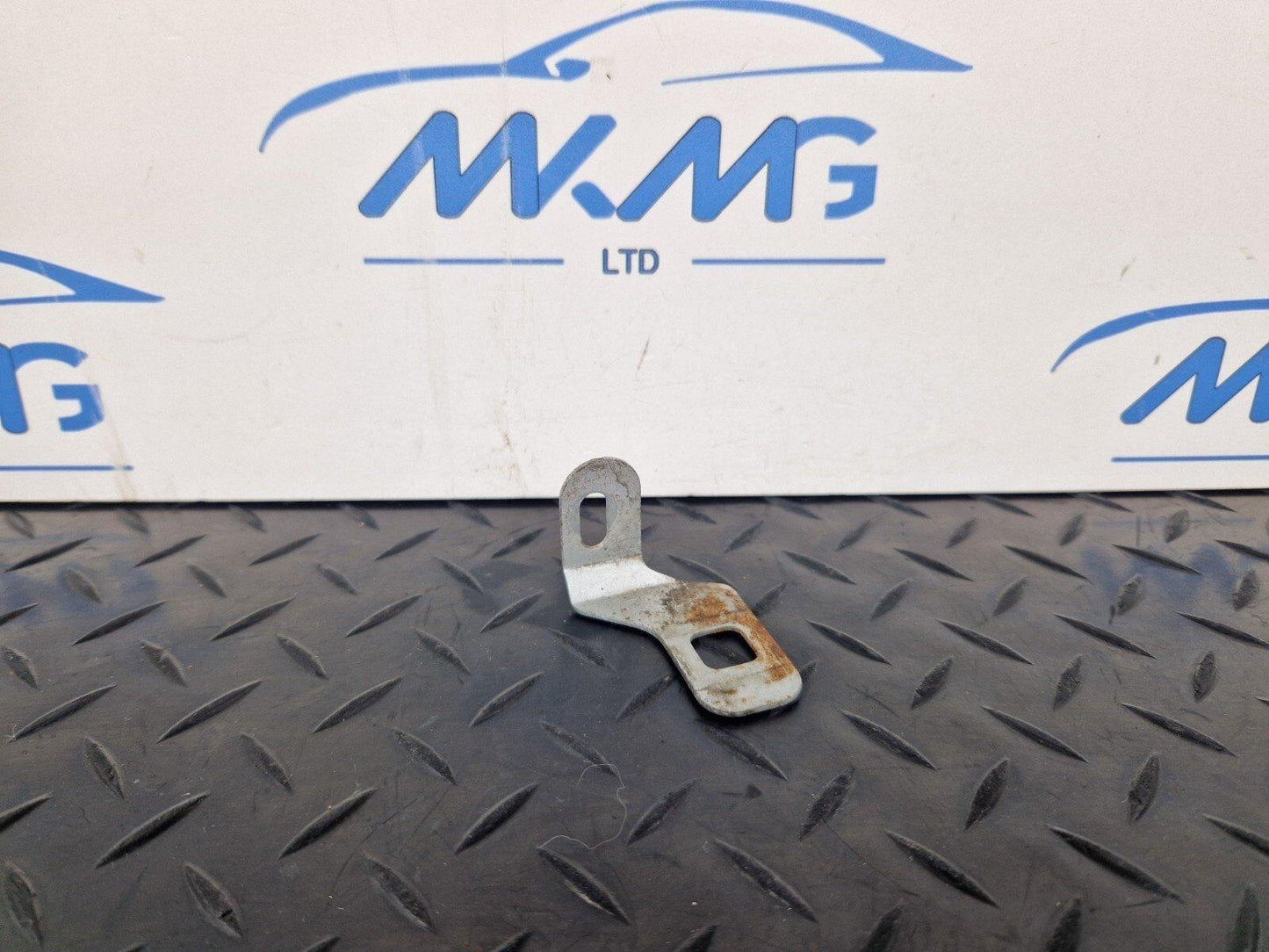 11-18 BMW 6 SERIES F06 GENUINE OEM RIGHT SUPPORT BRACKET 7269314