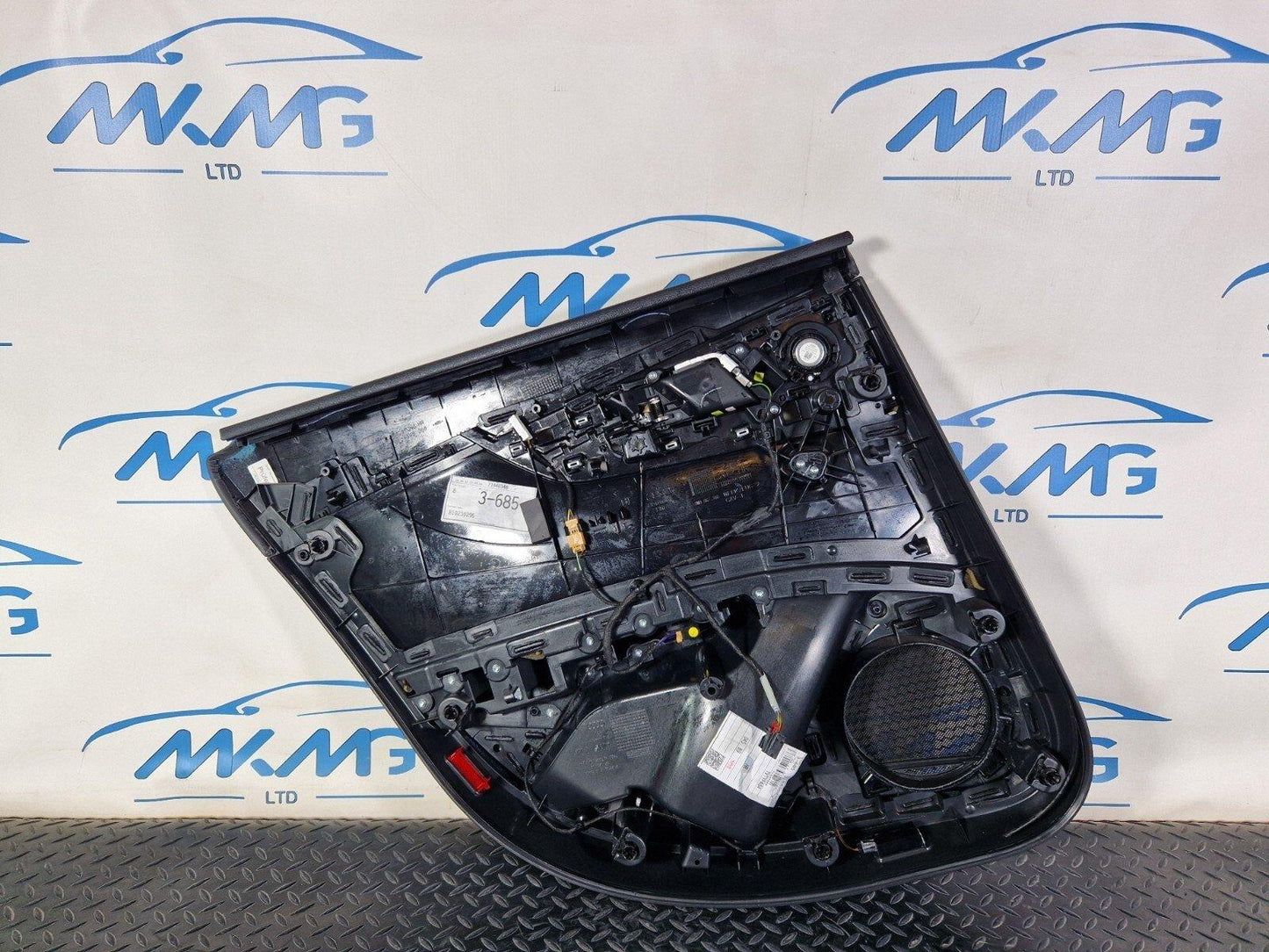 16-19 AUDI A4 B9 GENUINE REAR RIGHT DRIVER SIDE DOOR CARD PANEL 8W0867488