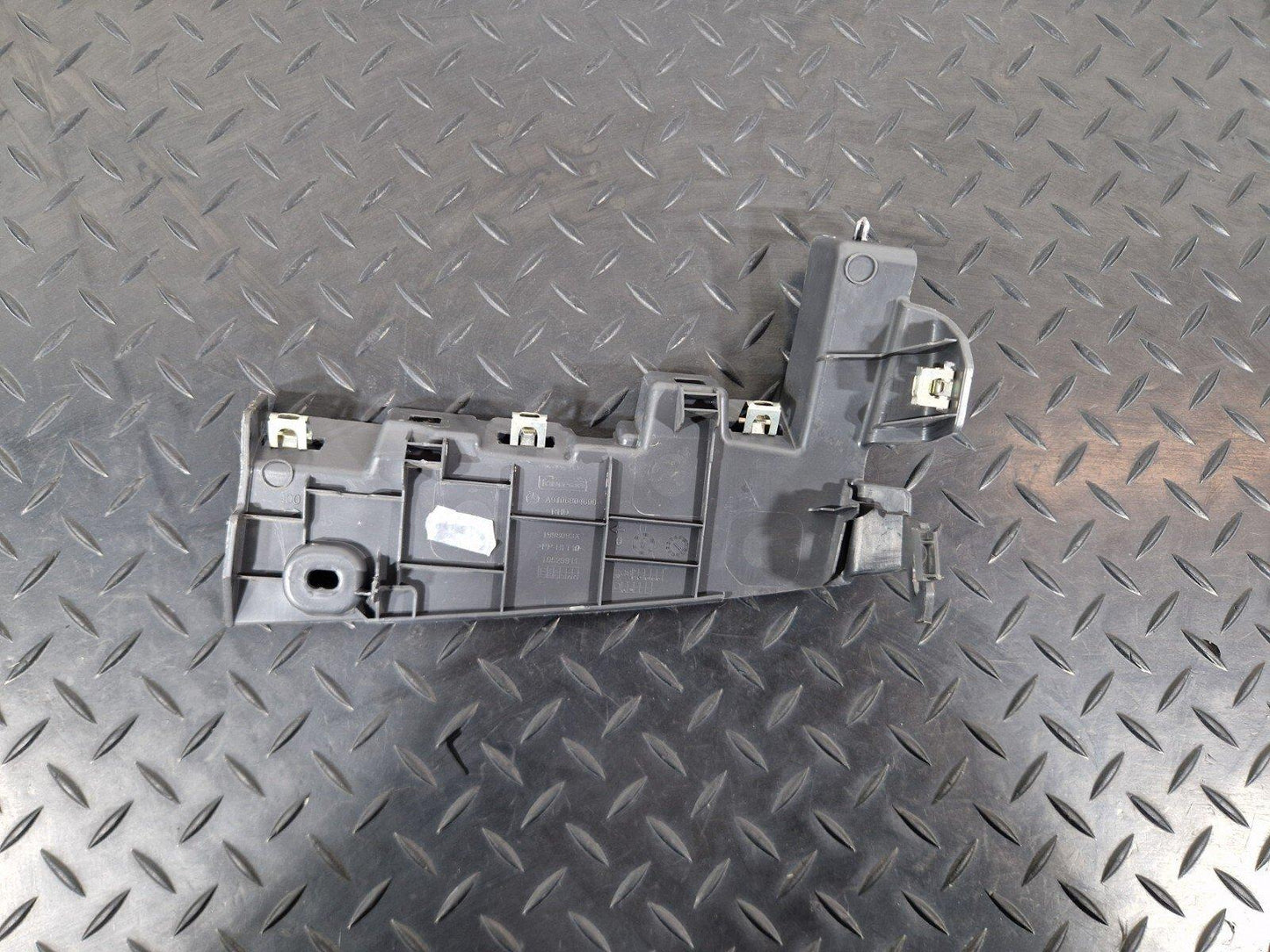 18-ON MERCEDES BENZ SPRINTER W907 W910 DASHBOARD TRIM COVER PANEL A9106804600