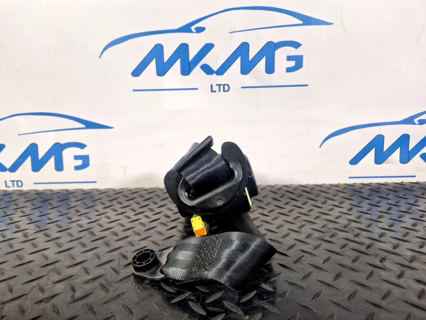 2019-ON LAND ROVER DISCOVERY L550 FRONT LEFT N/S/F SEAT BELT FK72-611B09-AD8PVJ