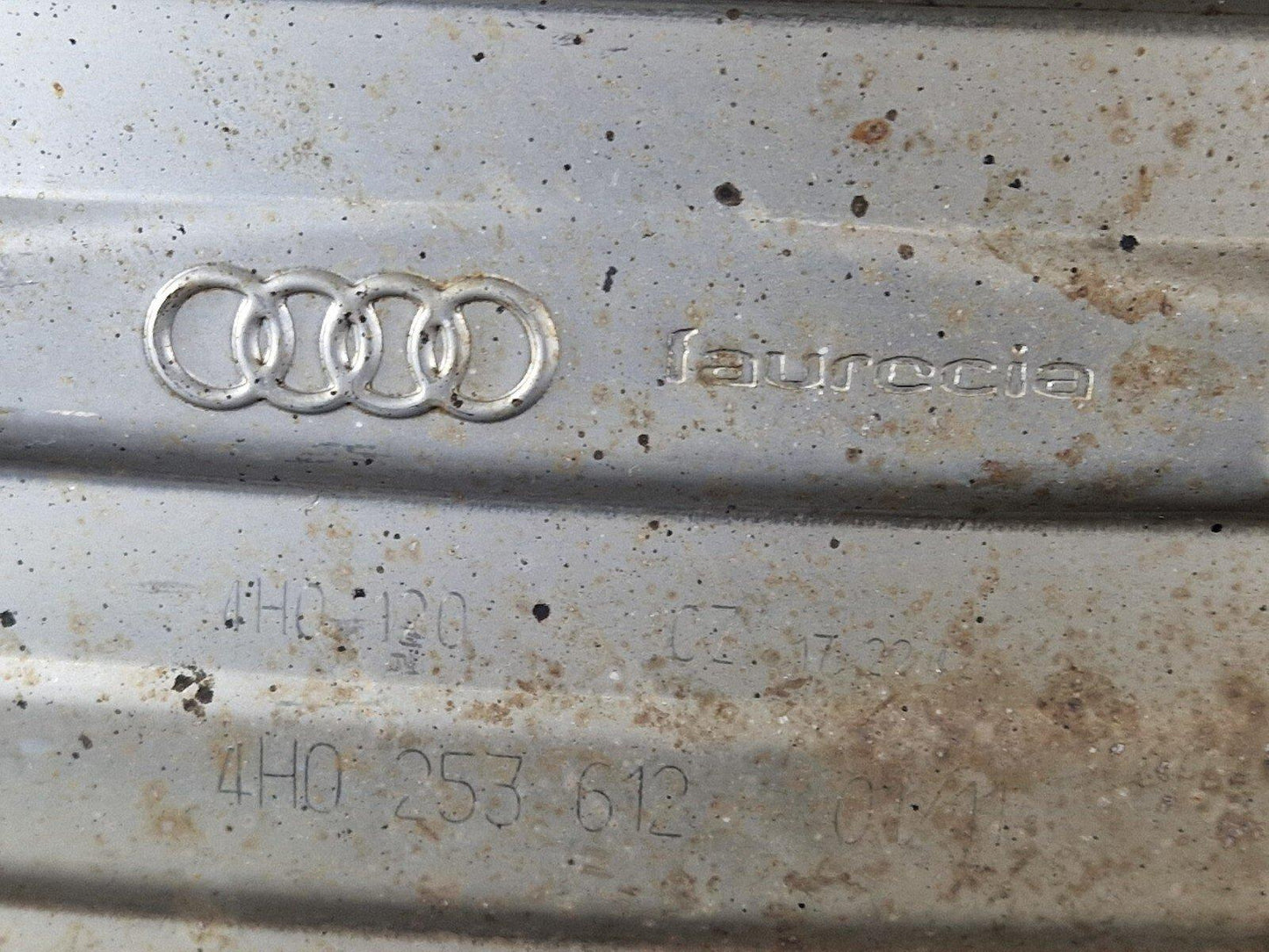 10-17 AUDI A8 4H 4.2 PETROL EXHAUST SYSTEM PIPE & SILENCERS 4H0253411