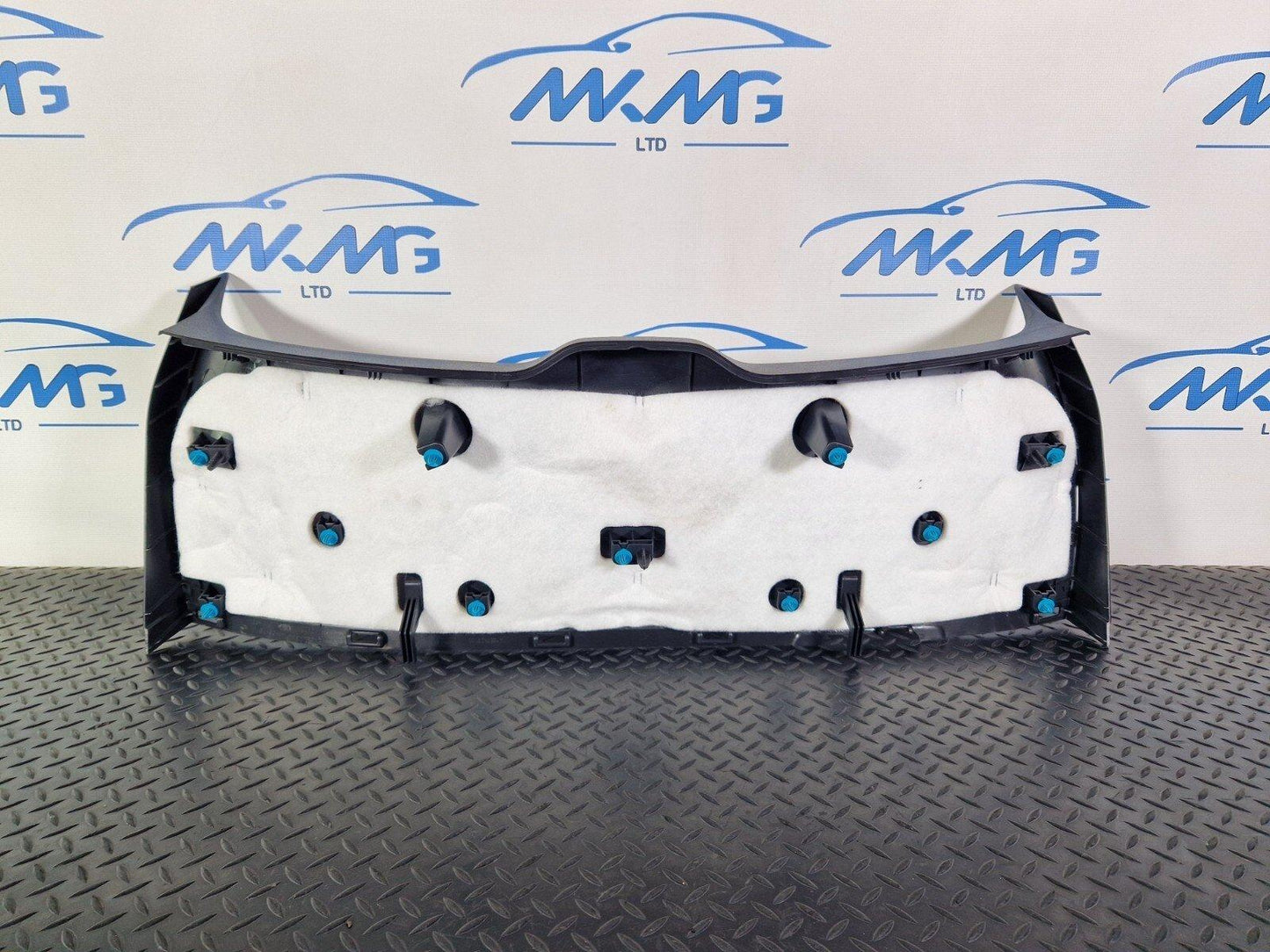 14-19 MERCEDES BENZ GLA X156 GENUINE OEM TRUNK LID INNER COVER TRIM A1567402100