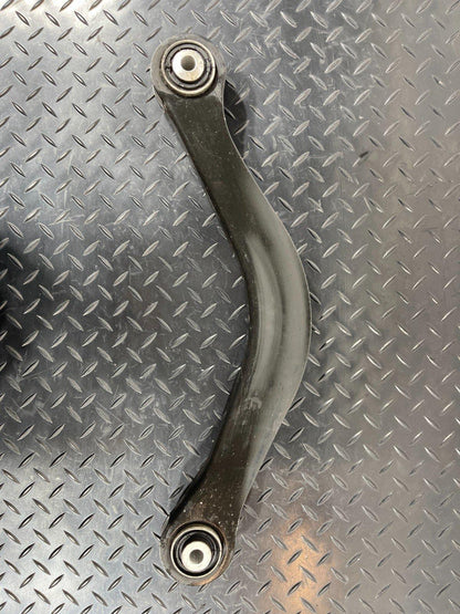 16-19 AUDI A4 B9 S-LINE QUATTRO WISHBONE UPPER CONTROL ARM REAR LEFT 8W0505371E