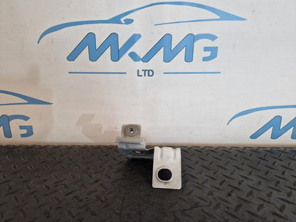16-20 AUDI Q7 4M GENUINE FRONT LEFT N/S/F WING FENDER BRACKET HOLDER 4M0821167A
