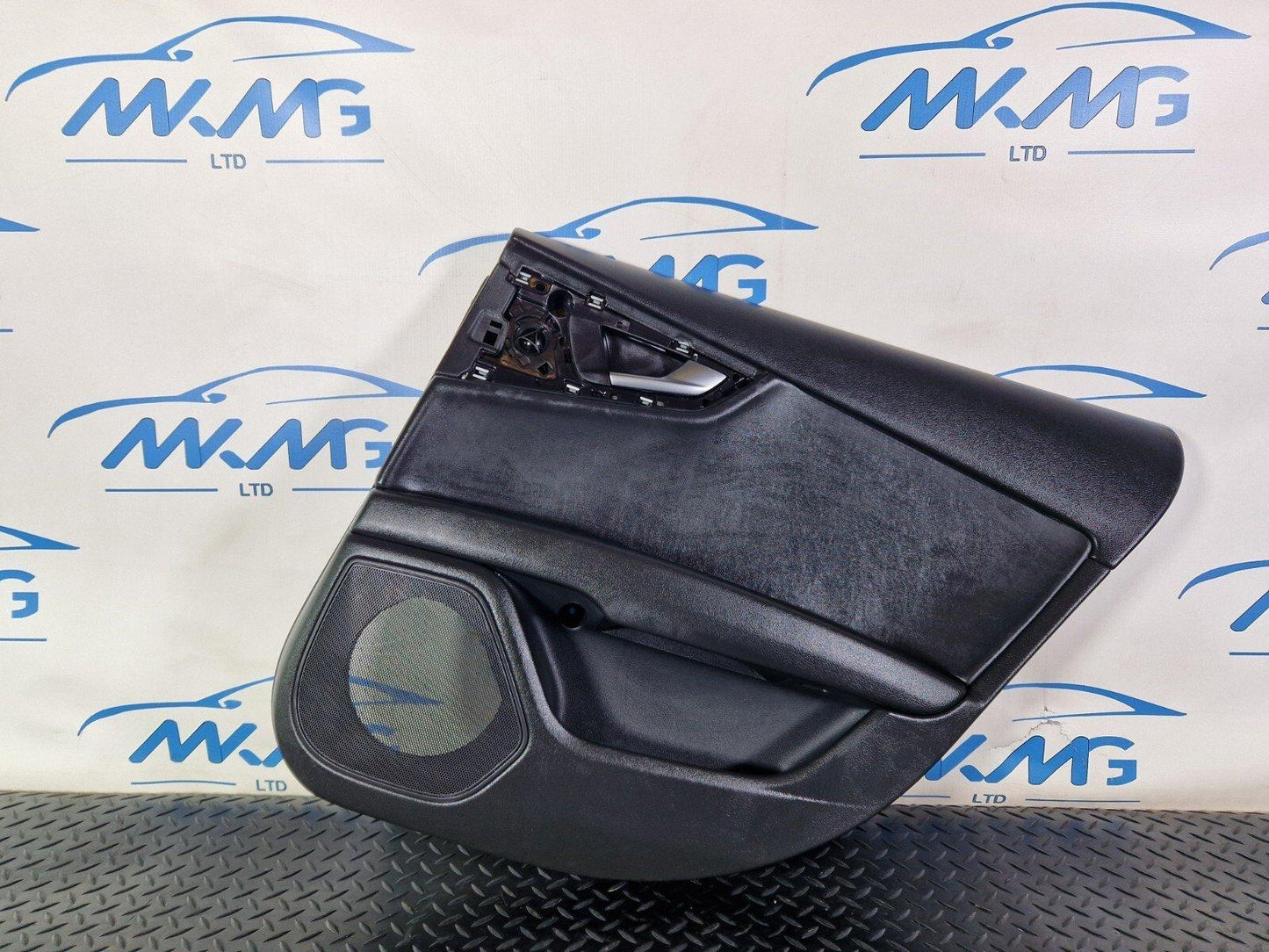 10-18 AUDI A7 4G S-LINE GENUINE REAR RIGHT DOOR CARD PANEL COVER 4G8867306