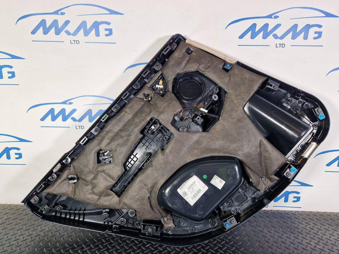 14-21 BMW 2 SERIES GRAN TOURER F46 GENUINE REAR RIGHT O/S DOOR CARD 7426538