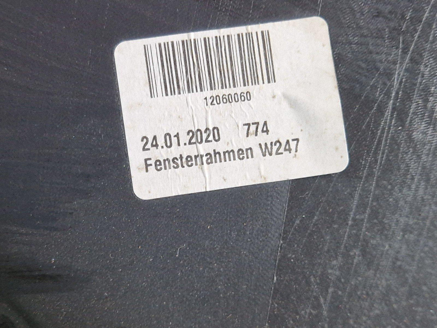 19-ON MERCEDES BENZ B CLASS W247 REAR TAILGATE WINDOW FRAME TRIM A2477402500