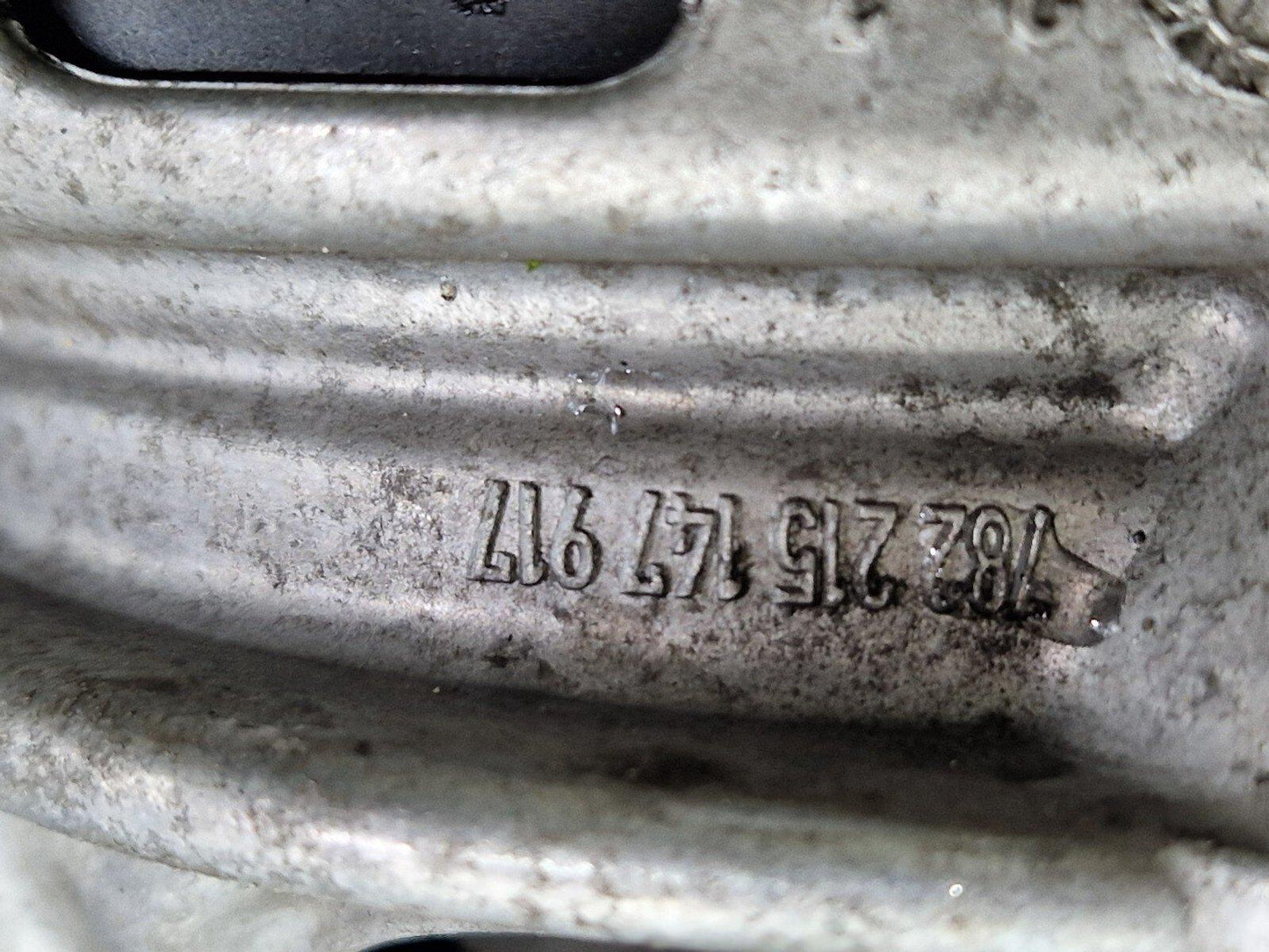 16-19 AUDI A4 AVANT B9 GENUINE RIGHT DRIVER SIDE ENGINE MOUNT 4M0199372FH
