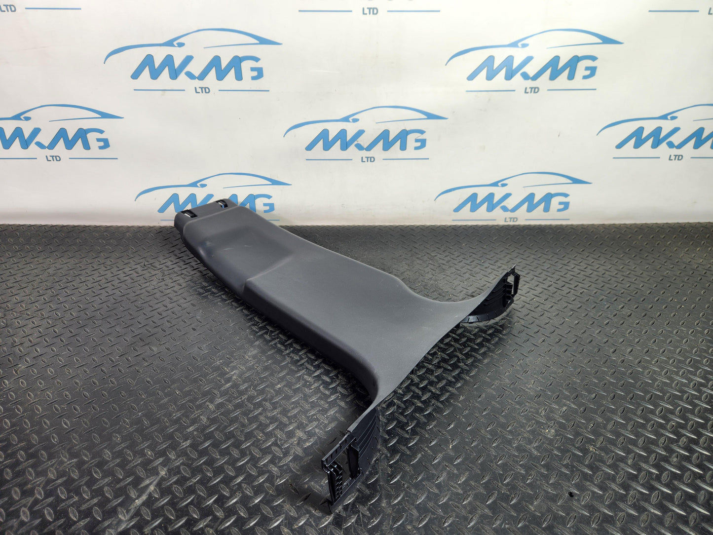 Range Rover Evoque L551 Genuine Right O/S Lower B-Pillar Trim K8D2-24396-AC