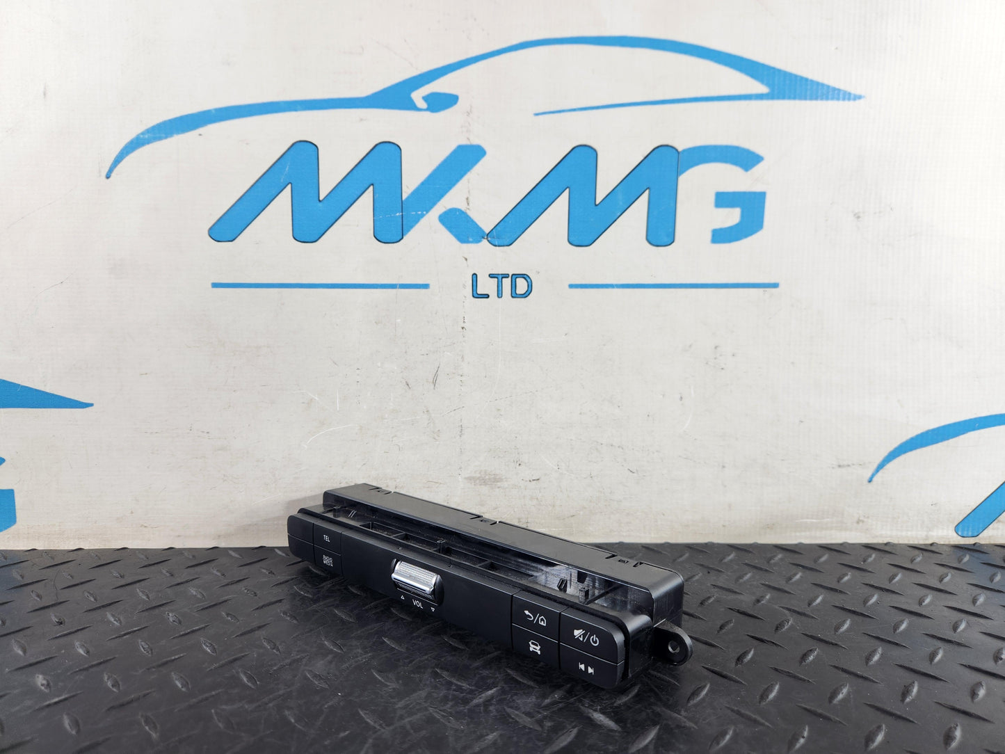 Mercedes Sprinter W907 Standard Cargo Van Radio Control Switch Panel A9079002203