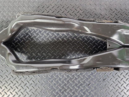 15-18 AUDI A7 4G CENTRE REAR VENTS AIR DUCTING CHANNEL 4G0857039