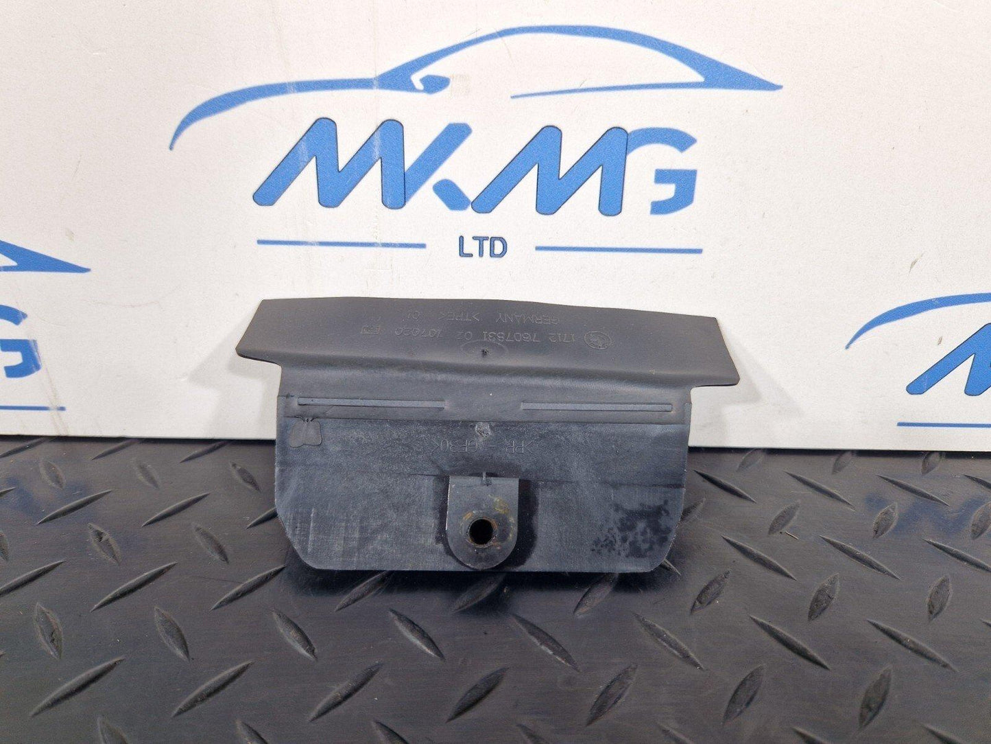 11-18 BMW 6 SERIES F06 RADIATOR CLIP RAD RUBBER MOUNT 7607831