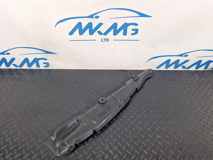 16-19 AUDI A4 B9 GENUINE FRONT RIGHT WING FILLER INSULATOR 8W0821112