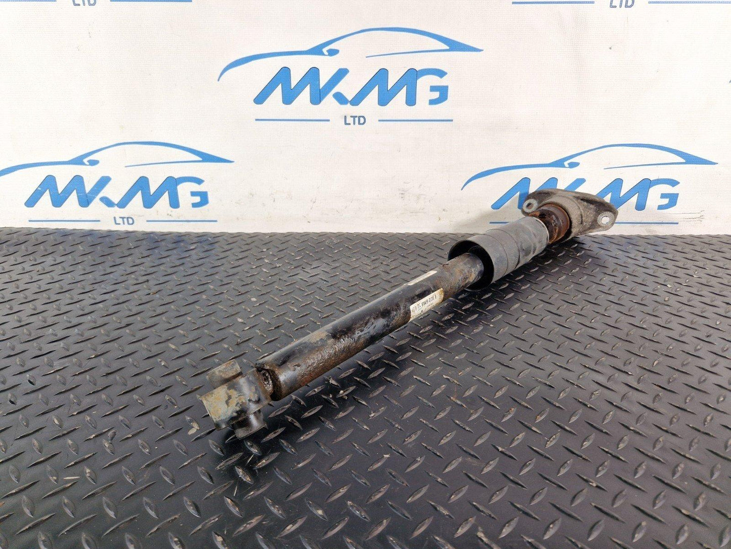 16-19 AUDI A4 B9 REAR LEFT OR RIGHT SIDE SHOCK ABSORBER 8W9035E 8W9513028E