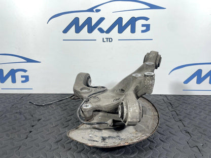 12-18 MERCEDES A B CLA W176 W246 C117 GENUINE REAR RIGHT SIDE WHEEL HUB A2460406