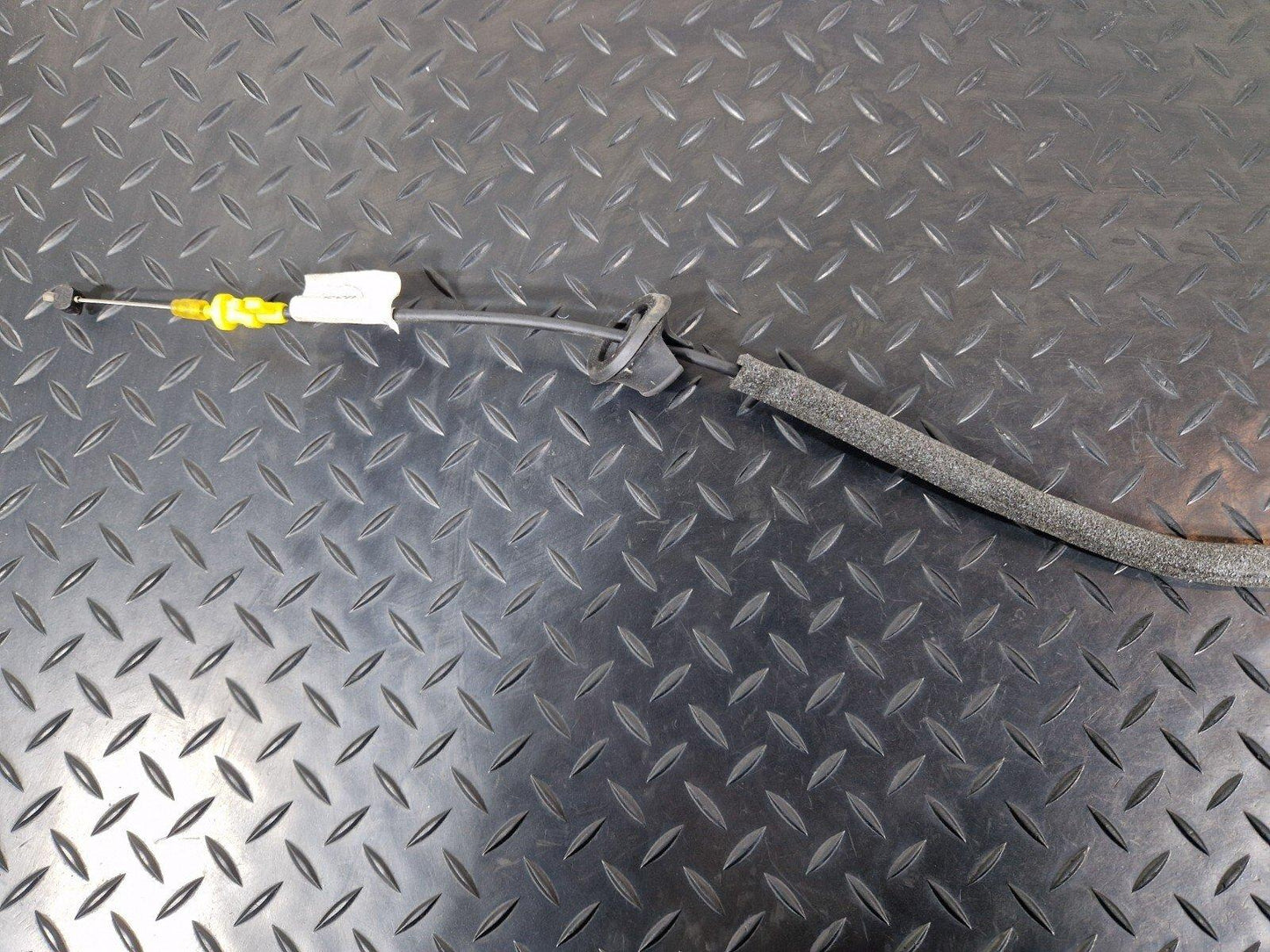 16-24 AUDI A5 F5 COUPE FRONT DOOR LOCK  HANDLE BOWDEN CABLE 8W6837085B
