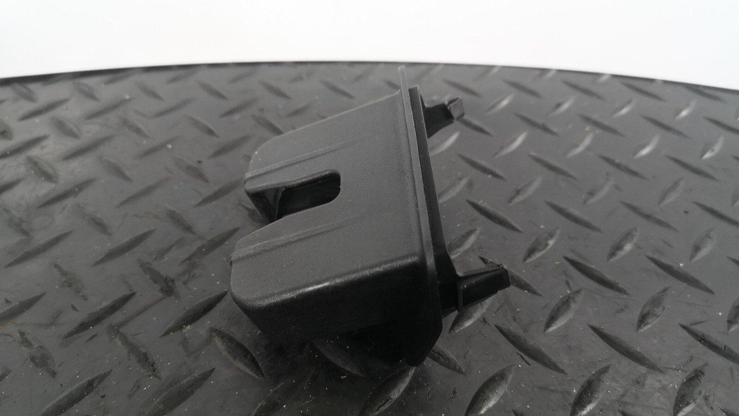16-19 AUDI A4 B9 S-LINE SALOON GENUINE BOOT TAILGATE LOCK TRIM COVER 8W5827520