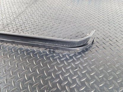 14-23 MERCEDES VITO W447 GENUINE SLIDING DOOR CENTER LEFT GUIDE RAIL A4477660237