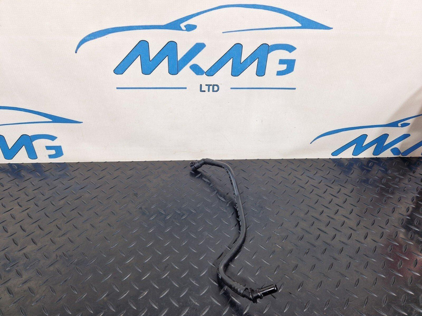 16-23 AUDI S5 COUPE GENUINE VACUUM PIPE HOSE 8W0611931BB