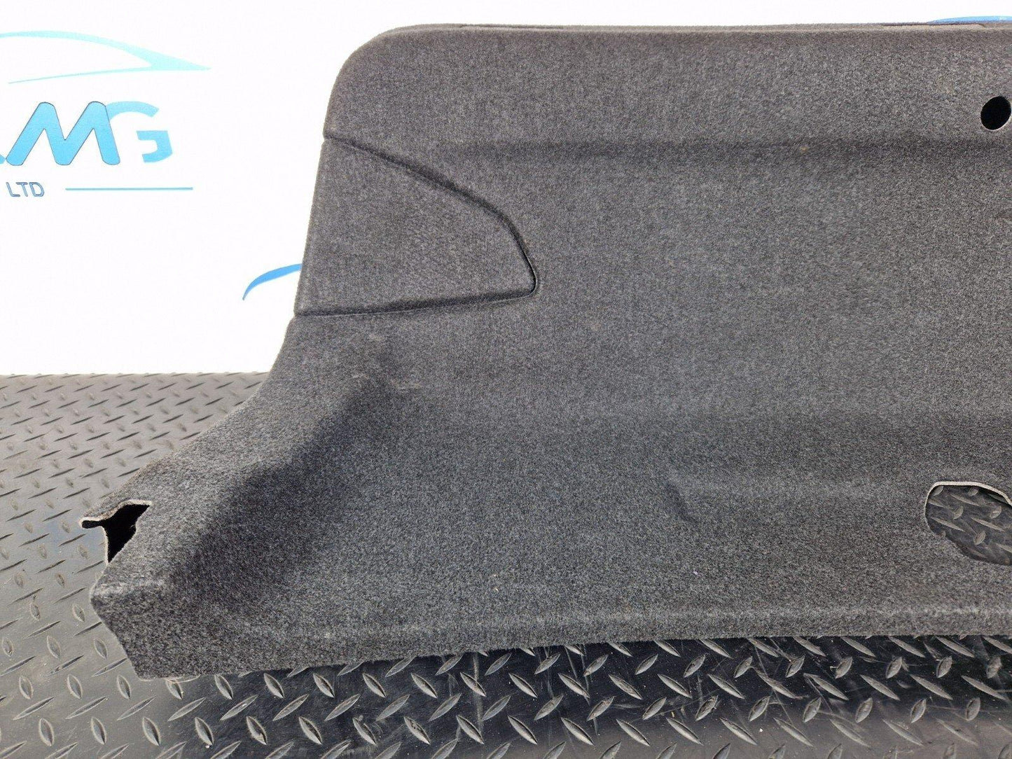 16-19 AUDI A4 B9 SALOON GENUINE BOOTLID TAILGATE TRIM PANEL 8W5867975